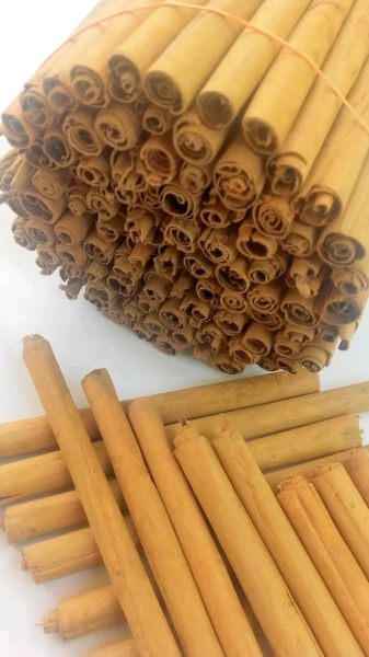 Ceylon Cinnamon Sticks /50g / 100 g/ 500g/ 1kG/ 5kg/ 10kg/ 20kg / 30kg FAST FREE SHIPPING. Organic Product   100 % Naturall